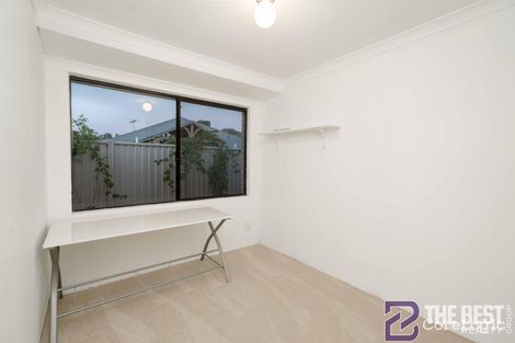 Property photo of 6 Jonquil Loop Seville Grove WA 6112