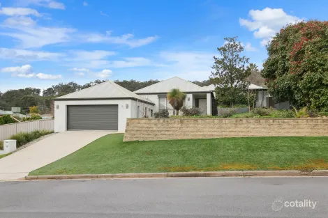 Property photo of 1 Castle Cove Wodonga VIC 3690