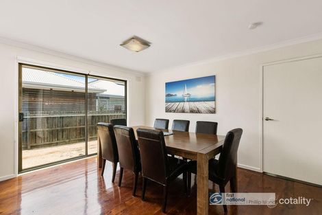 Property photo of 1 Little Penguin Court Cowes VIC 3922