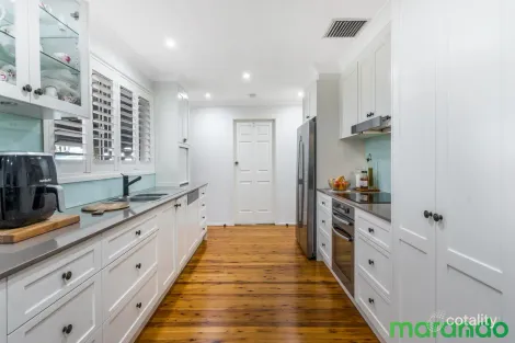 Property photo of 5 Glenroy Crescent St Johns Park NSW 2176