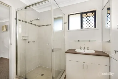 Property photo of 9 Wexford Crescent Mount Low QLD 4818