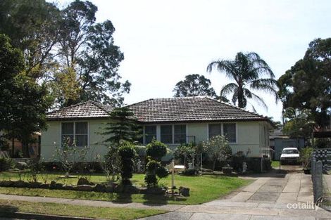 19 Luzon Ave, Lethbridge Park, NSW 2770