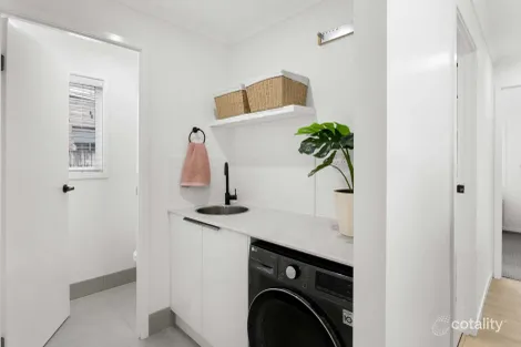 Property photo of 10 June Crescent Noosaville QLD 4566