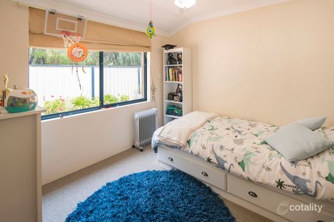 Property photo of 30 Silver Gull Court Geographe WA 6280