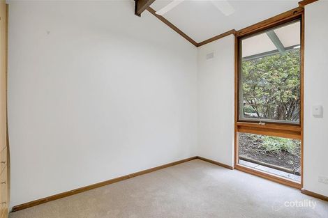 Property photo of 26 Gorge Road Bellevue Heights SA 5050