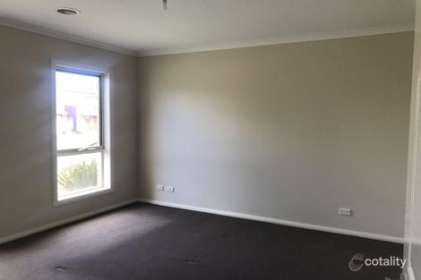 Property photo of 8 Devaney Avenue Lynbrook VIC 3975