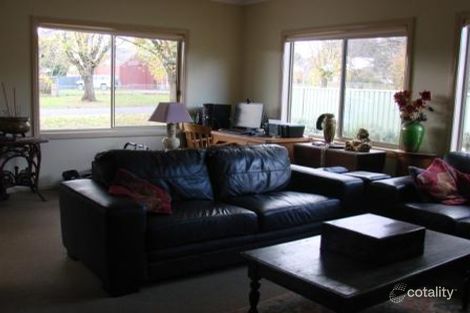 Property photo of 16 Wyndham Street Newstead VIC 3462