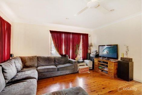 Property photo of 15 Cornwall Road Dapto NSW 2530