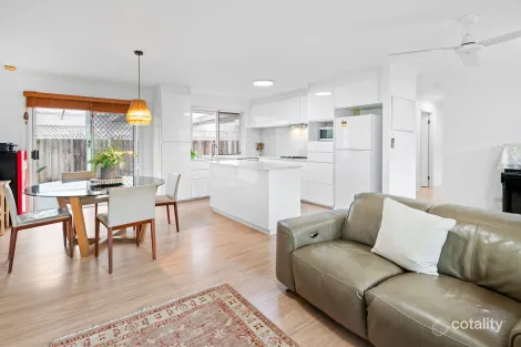 Property photo of 3 Pristine Court Varsity Lakes QLD 4227