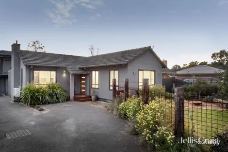 Property photo of 1/111 Liberty Parade Bellfield VIC 3081