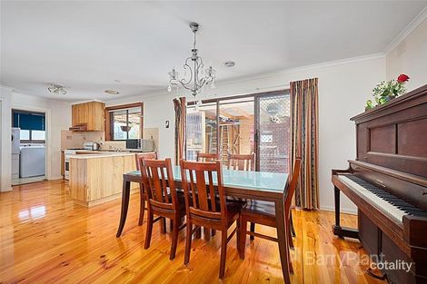 27 Alma Rd, Hampton Park, VIC 3976