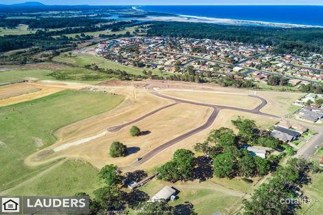 13 Ondaroo Crst, Old Bar, NSW 2430