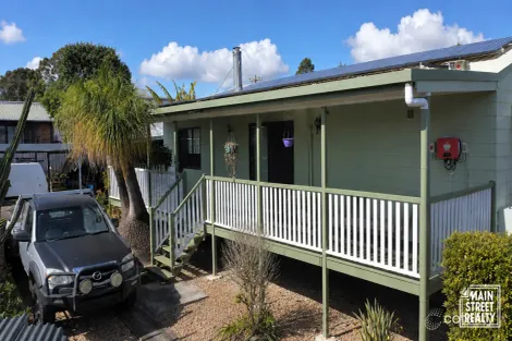 Property photo of 11 Morris Street Blackbutt QLD 4314