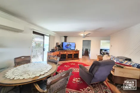 Property photo of 11 Morris Street Blackbutt QLD 4314