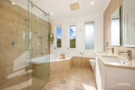 Property photo of 4 Omagh Place Killarney Heights NSW 2087