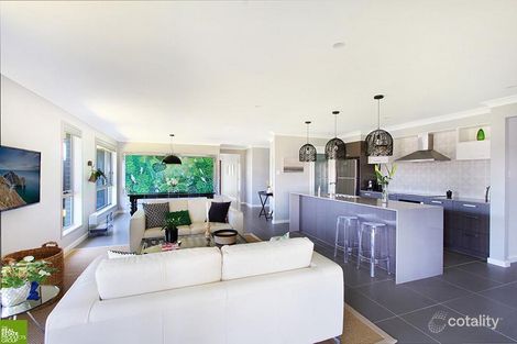 Property photo of 108 Haywards Bay Drive Haywards Bay NSW 2530