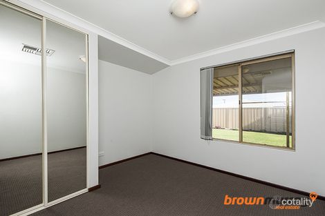 8 Kite Ct, Huntingdale, WA 6110