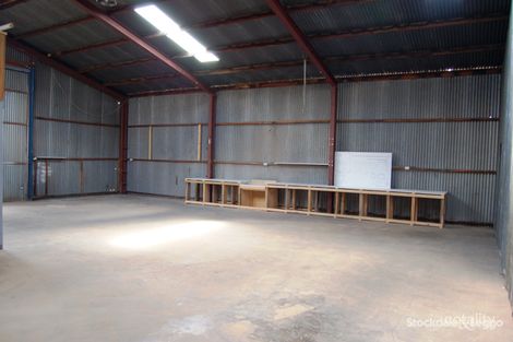 Property photo of 2 Hillside Street Maddingley VIC 3340