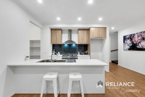 Property photo of 8 Alister Grove Tarneit VIC 3029