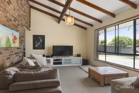 Property photo of 6 Lamb Street Broadbeach Waters QLD 4218