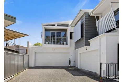 3/7 Bambarra St, Southport, QLD 4215