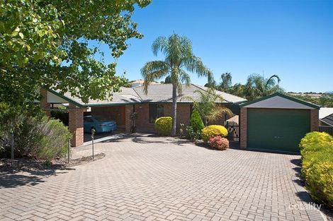 2 Cuthbert Ct, Golden Grove, SA 5125