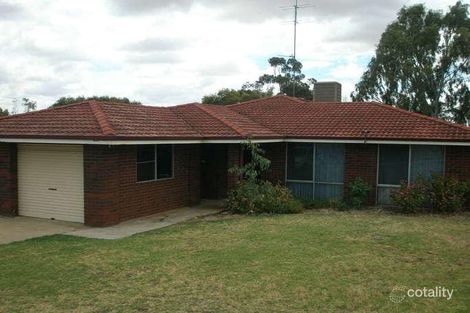 11 Freind Pl, Northam, WA 6401