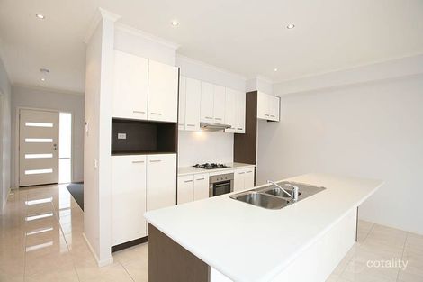 Property photo of 14 Bonniebird Lane South Morang VIC 3752