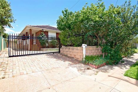 53 Westcott Pde, Rockbank, VIC 3335