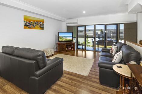 Property photo of 14/1 Mervyn Thomas Drive Hope Island QLD 4212