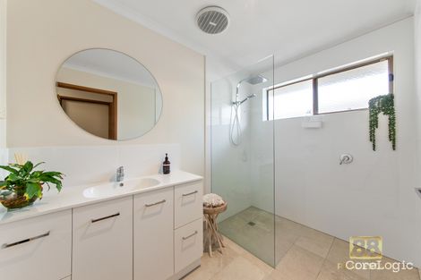 Property photo of 6 Foxglove Court Cranbourne North VIC 3977