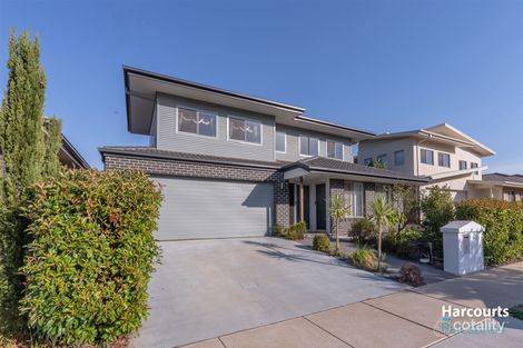 9 Hillcrest St, Crace, ACT 2911