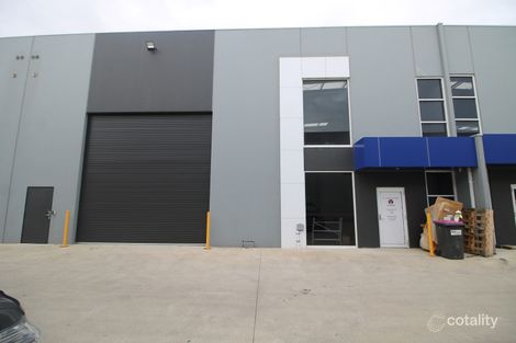 2/17 Furlong St, Cranbourne West, VIC 3977