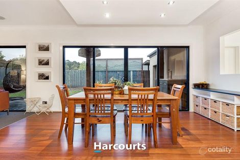 Property photo of 25 Mountain View Circuit Beaconsfield VIC 3807