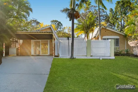 4 Lindfield Dr, Petrie, QLD 4502