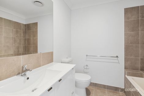 Property photo of 1/1 Dalvena Street Marsden QLD 4132