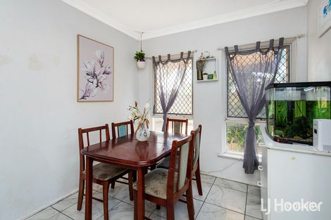 Property photo of 22 Lindy Way Camillo WA 6111