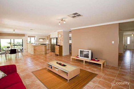Property photo of 23 Staunton Vale Carramar WA 6031