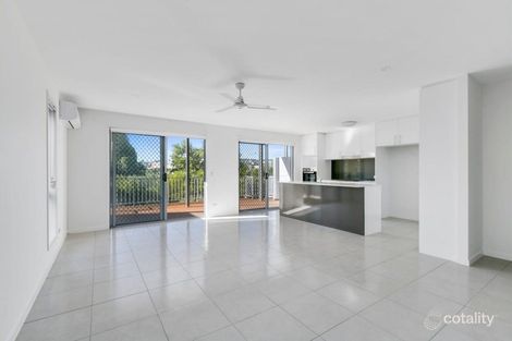 Property photo of 27/37 Witheren Circuit Pacific Pines QLD 4211