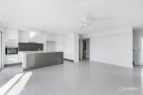 Property photo of 27/37 Witheren Circuit Pacific Pines QLD 4211