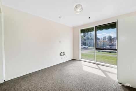 Property photo of 8 Elandra Way Cranbourne West VIC 3977