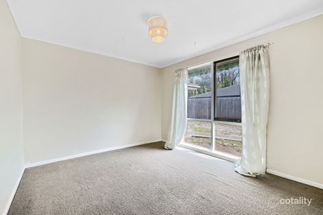 Property photo of 8 Elandra Way Cranbourne West VIC 3977