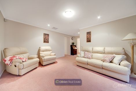 Property photo of 12 Talara Court Cranbourne VIC 3977