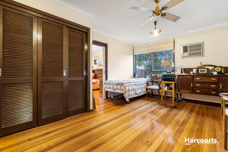 Property photo of 17 Travers Crescent Burwood East VIC 3151