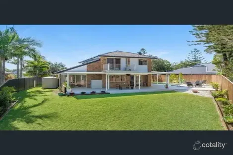 Property photo of 93 Cassowary Drive Burleigh Waters QLD 4220