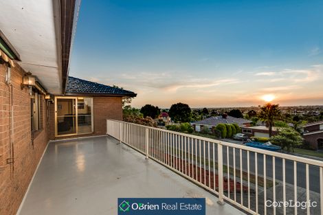 Property photo of 17 Harvey Place Endeavour Hills VIC 3802