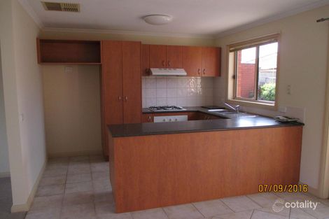 Property photo of 9/22 Ventosa Way Werribee VIC 3030