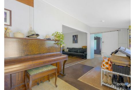 Property photo of 66 Moreton Terrace Beachmere QLD 4510