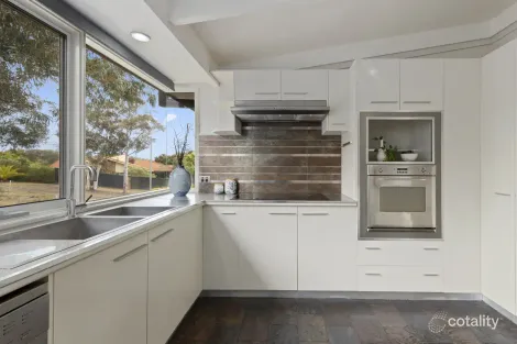 Property photo of 7 Bridges Place Isaacs ACT 2607