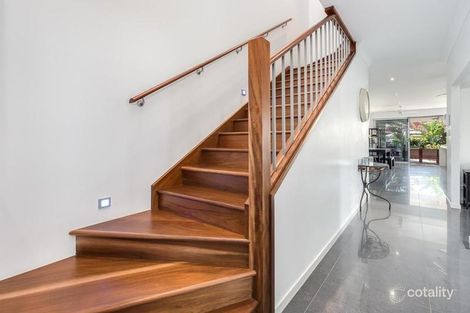 Property photo of 1/19 Nankeen Avenue Paradise Point QLD 4216